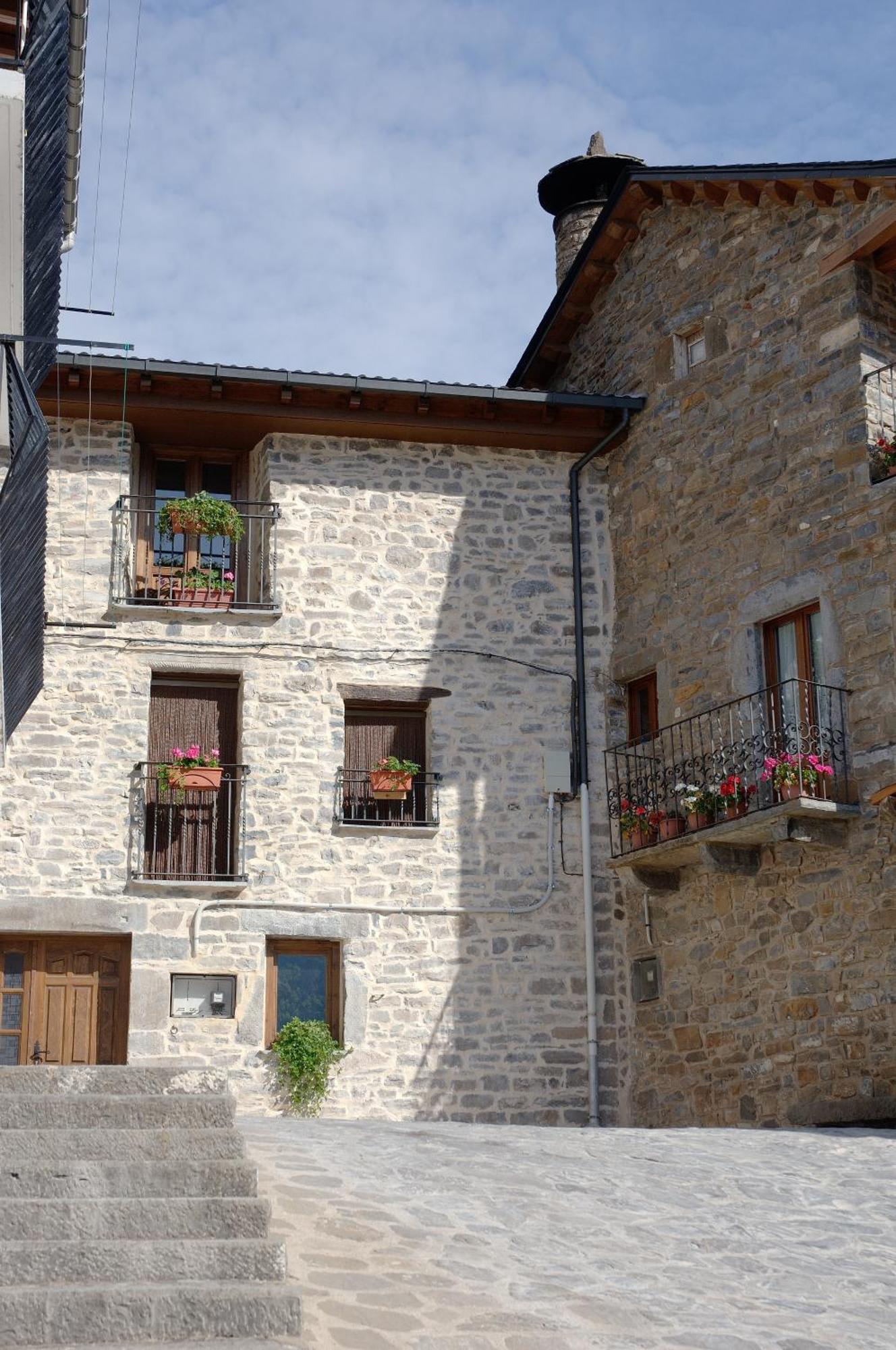 Apartamento El Patio Casa Cajal Torla Exterior foto